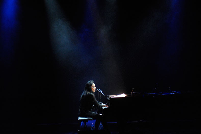 https://www.laetitiagessler.com/files/gimgs/th-12_Diamanda-Galas2.jpg